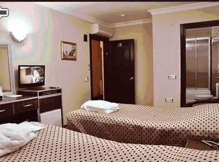 Отель Grand Lion 3*