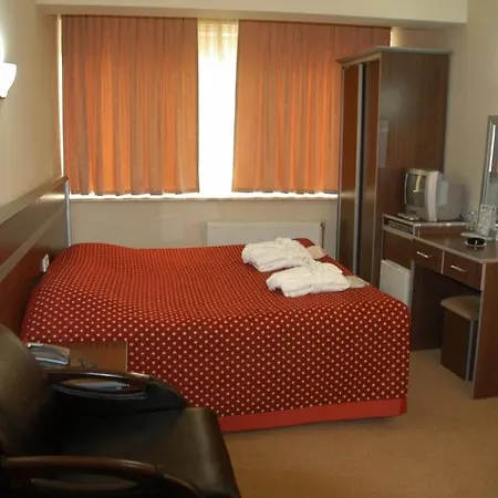Grand Lion Отель 3*
